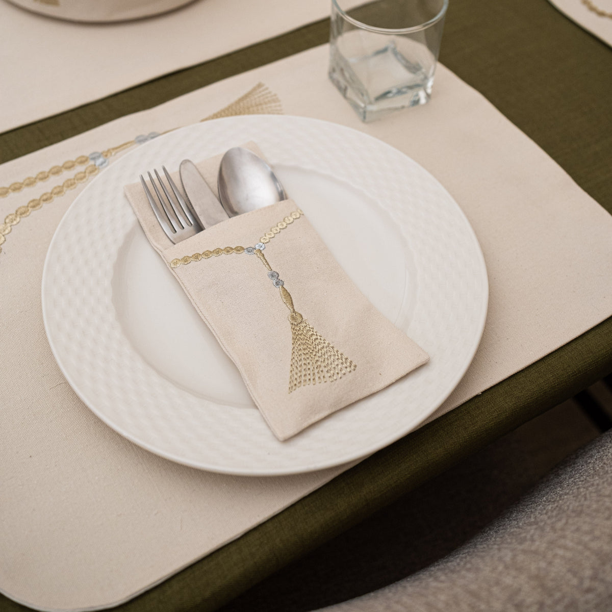 Sebha Cutlery Set of 6- Gold