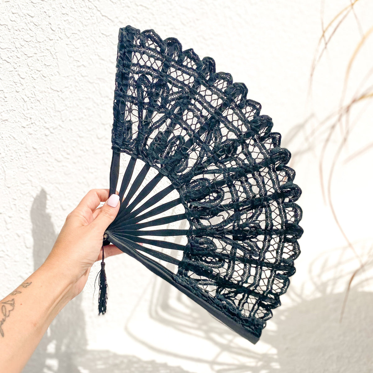 Lace Fan - Black